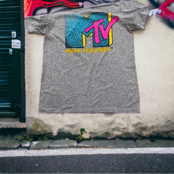 Official MTV Music Television 80’s-90’s Gray Short Sleeve T-Shirt | Size Large - Picture 2 of 7